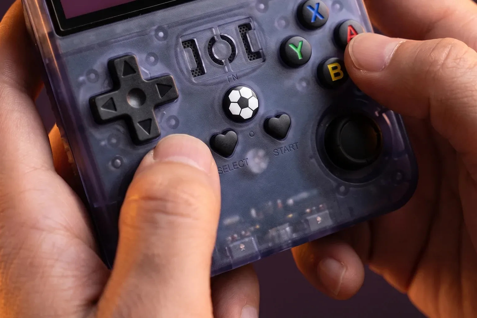 D-pad, ABXY buttons and ball-shaped FN button on the R36 Max